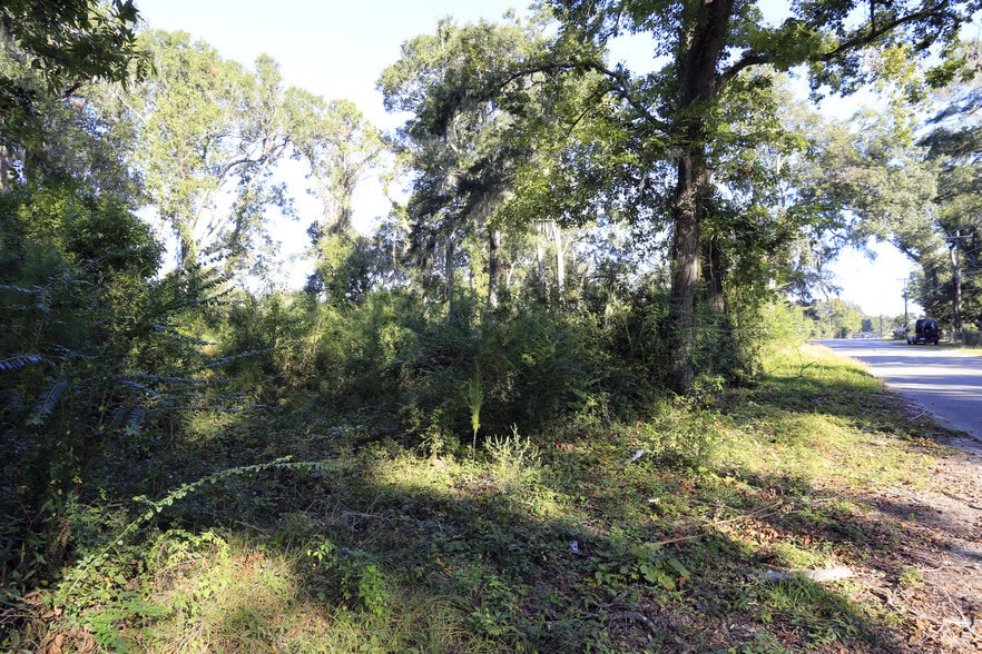 Old Jericho Rd portefeuille de 2 biens à vendre sur LoopNet.fr - Photo principale – Image 1 sur 2