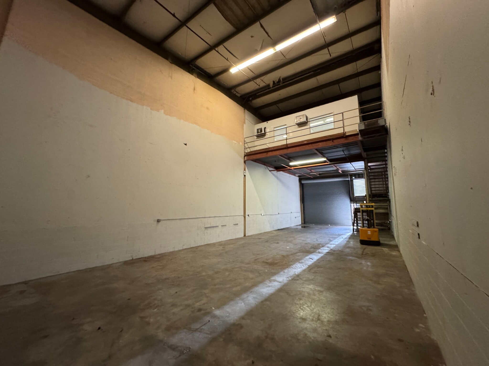 2290 Alahao Pl, Honolulu, HI à louer Photo intérieure– Image 1 sur 4