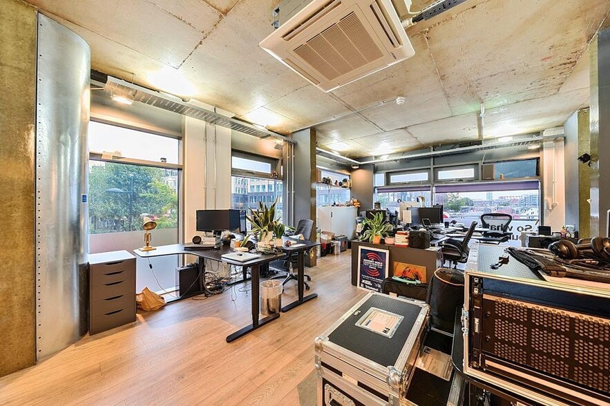 14 High St, Londres à vendre - Photo de l’immeuble – Image 1 sur 24