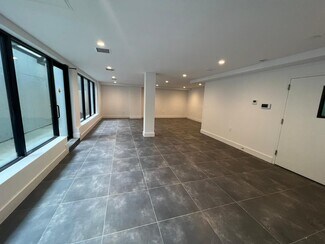 Plus de détails pour 2321 Belmont Ave, Bronx, NY - Bureau/Médical à louer