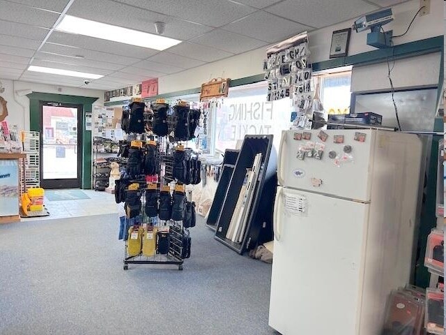 141 N State St, Hillman, MI à vendre - Photo intérieure – Image 2 sur 5