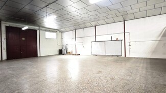Plus de détails pour Industriel/Logistique à louer