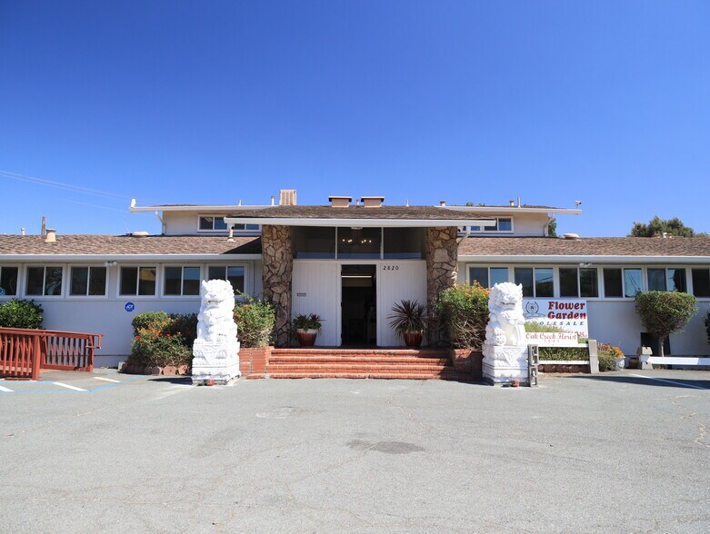 2820 Broadmoor Ave, Concord, CA à vendre - Photo de l’immeuble – Image 1 sur 46