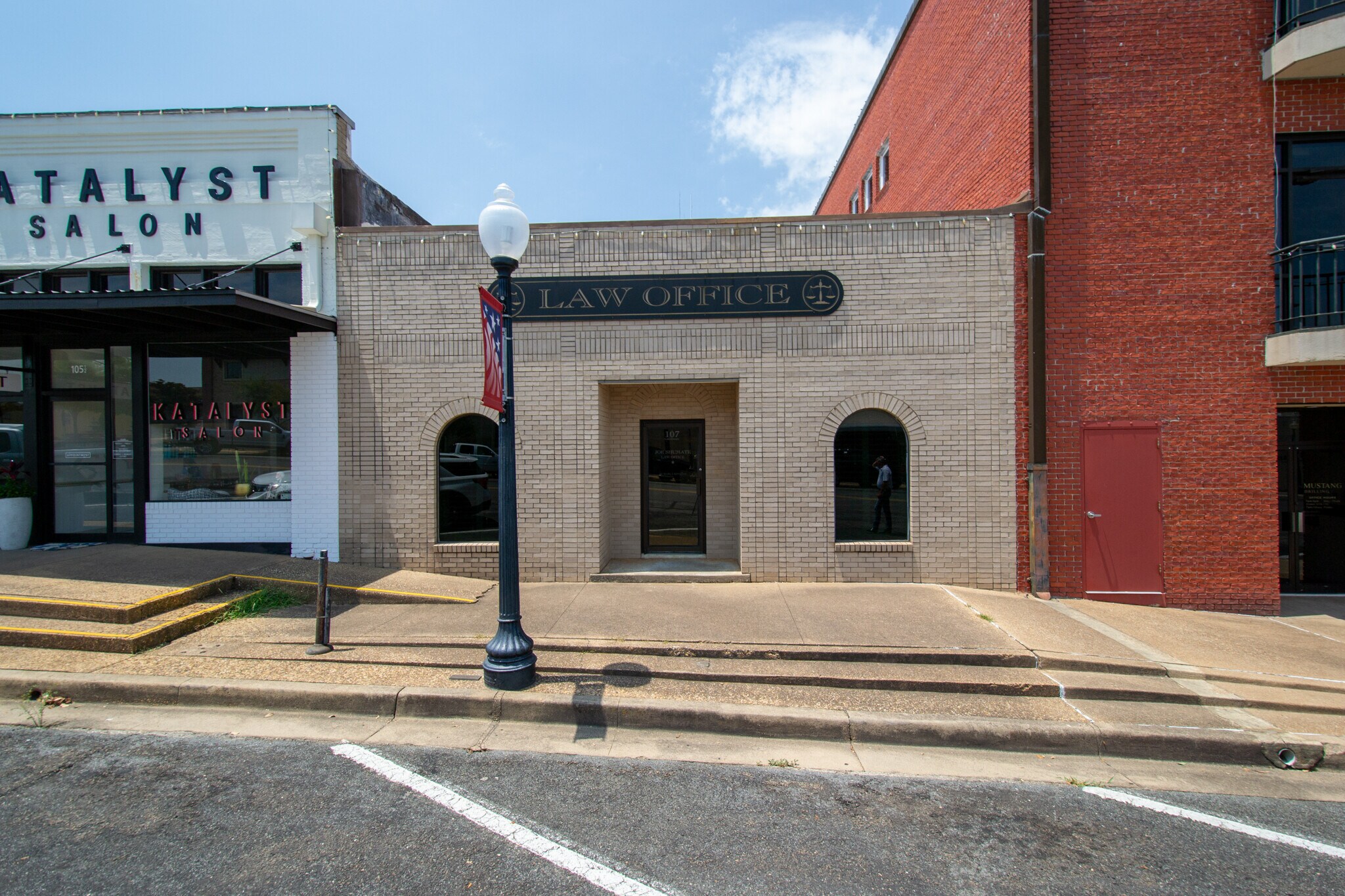 107 N Main St, Henderson, TX à vendre Photo de l’immeuble– Image 1 sur 23