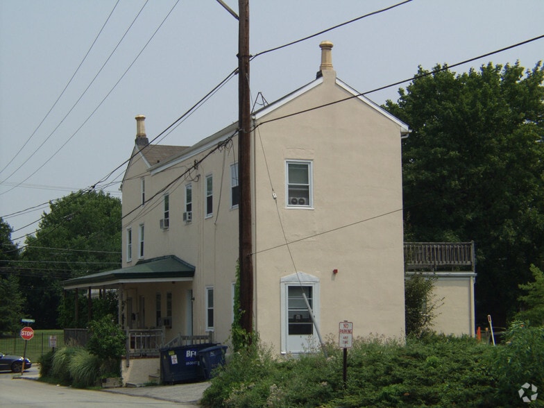 500 W Germantown Pike, Lafayette Hill, PA à vendre - Photo principale – Image 1 sur 1