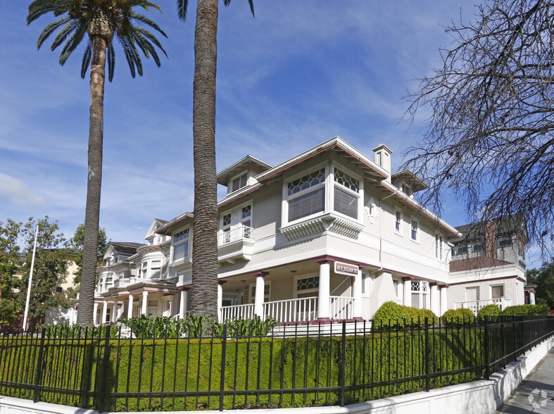 45 E Julian St, San Jose, CA à louer - Photo de l’immeuble – Image 3 sur 18