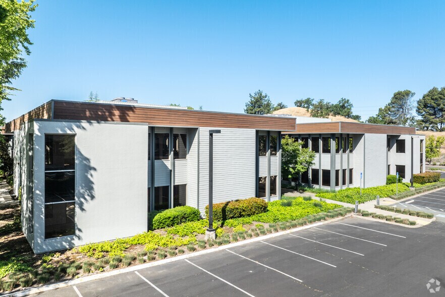 1350 Montego Way, Walnut Creek, CA à vendre - Photo de l’immeuble – Image 2 sur 9