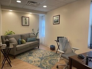 285 Governor St, Providence, RI à louer Photo intérieure– Image 2 sur 2