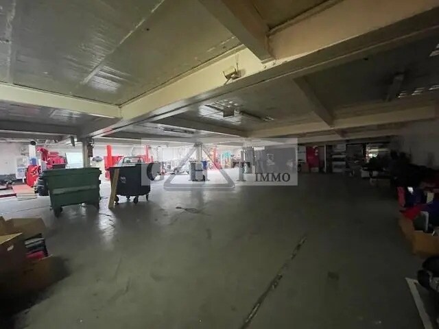 Plus de détails pour Local commercial à vendre