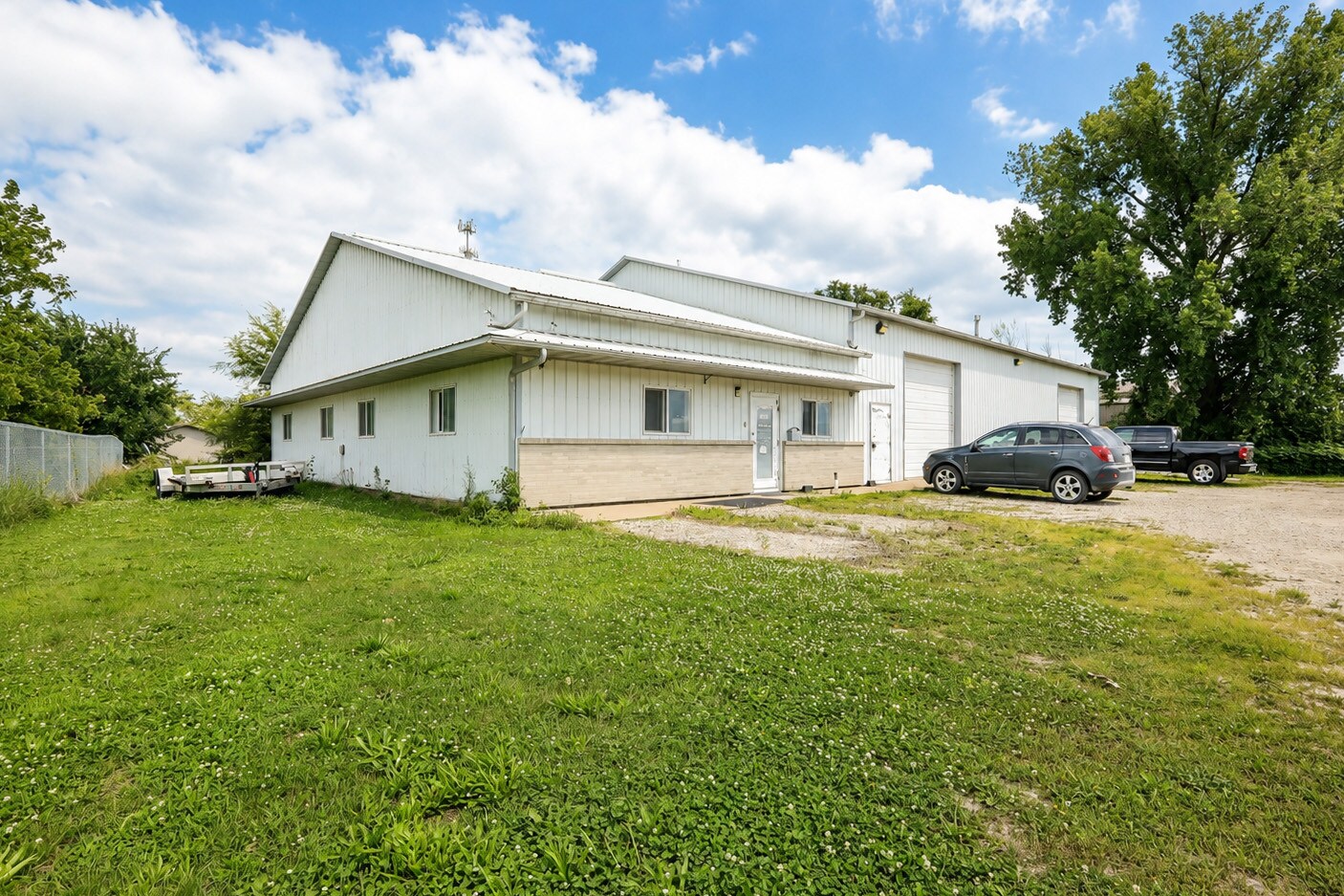 235 Garfield St, Carlisle, IA à vendre Photo de l’immeuble– Image 1 sur 20