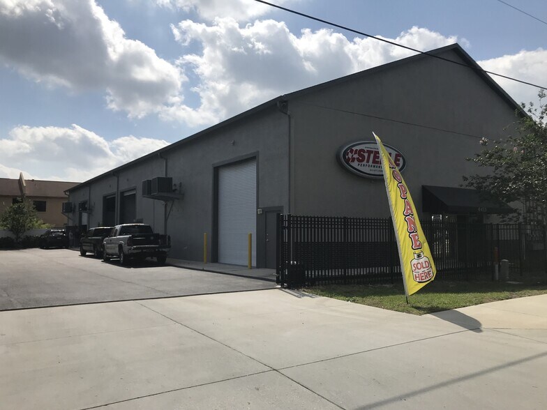4415 N Lois Ave, Tampa, FL à louer - Photo principale – Image 1 sur 10