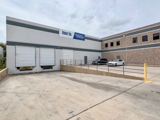 Plus de détails pour 3940 N Panam Expy, San Antonio, TX - Industriel/Logistique à louer