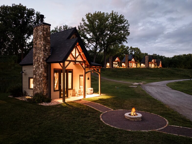 1667 Sherwood Camp Rd, Victoria, IL à vendre - Photo principale – Image 1 sur 29