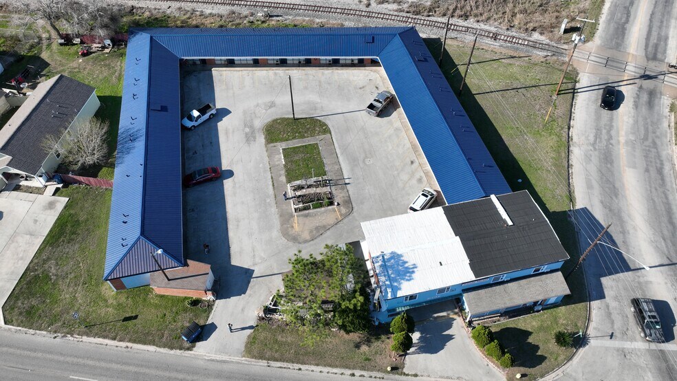 1207 W Main St, Port Lavaca, TX à vendre - Photo de l’immeuble – Image 3 sur 30