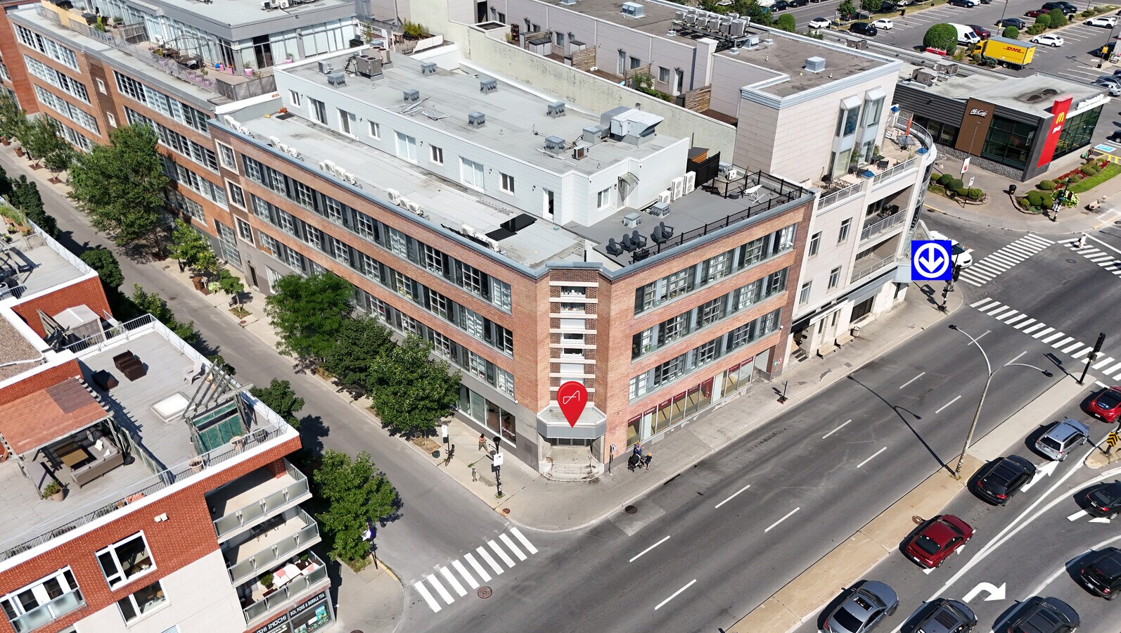 7345 Boul Saint-Laurent, Montréal, QC H2R 1W6 - Lot RDC - - Photo intérieure - Image 2 of 13