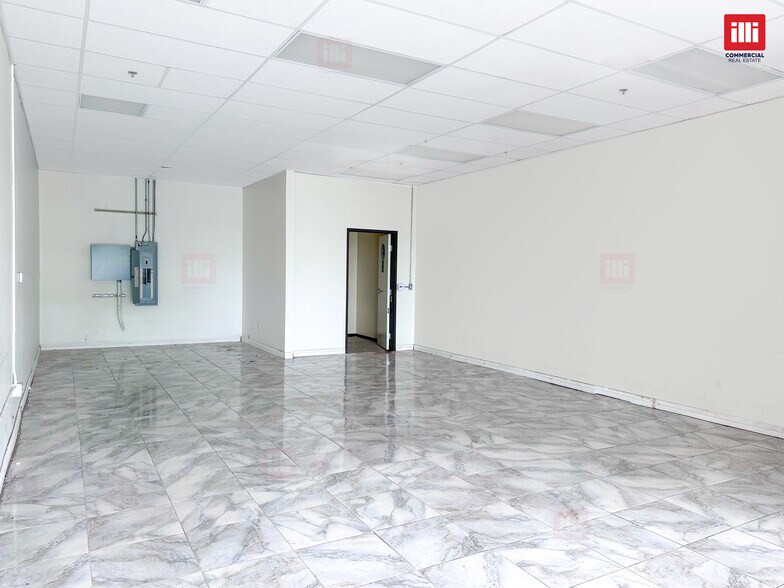 3302 Century Blvd, Garden Grove, CA à louer - Photo de l’immeuble – Image 2 sur 7