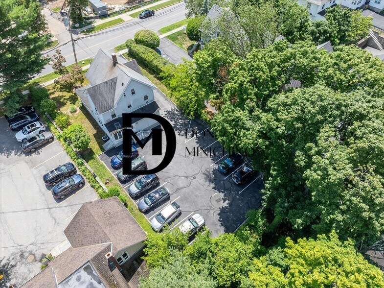 49 Smith Ave, Mount Kisco, NY à vendre - Photo de l’immeuble – Image 2 sur 16