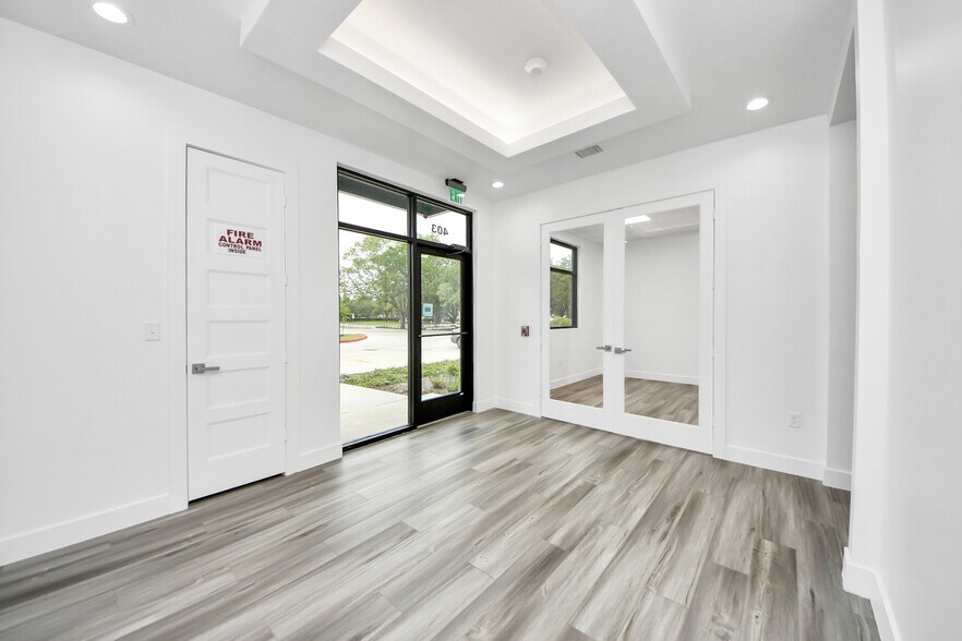 4807 Sugar Grove Blvd, Stafford, TX à louer - Photo de l’immeuble – Image 3 sur 26