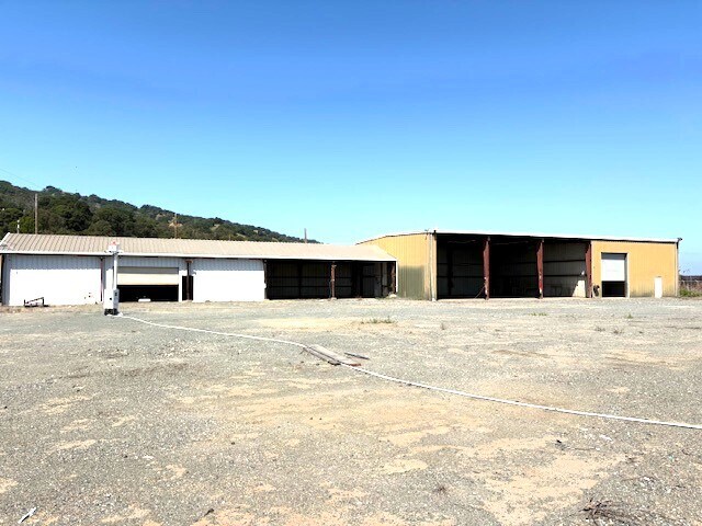 310 Embarcadero St, Martinez, CA à vendre Photo de l’immeuble– Image 1 sur 4