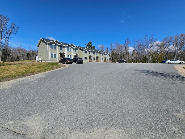 2 Hunters Way, Trenton, ME à vendre - Photo de l’immeuble – Image 3 sur 13