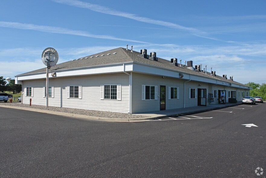 255 Highway 97, Forest Lake, MN à vendre - Photo de l’immeuble – Image 3 sur 7