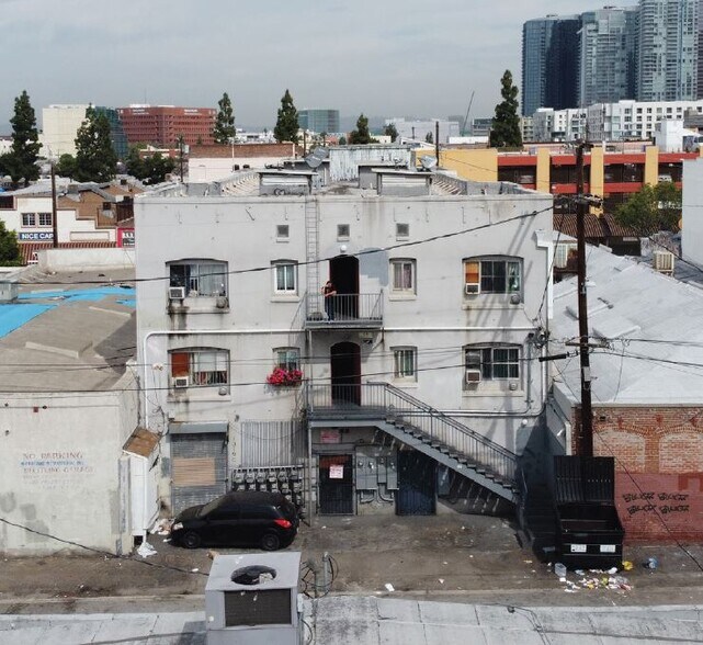 1316 S Los Angeles St, Los Angeles, CA à vendre - Photo de l’immeuble – Image 3 sur 7