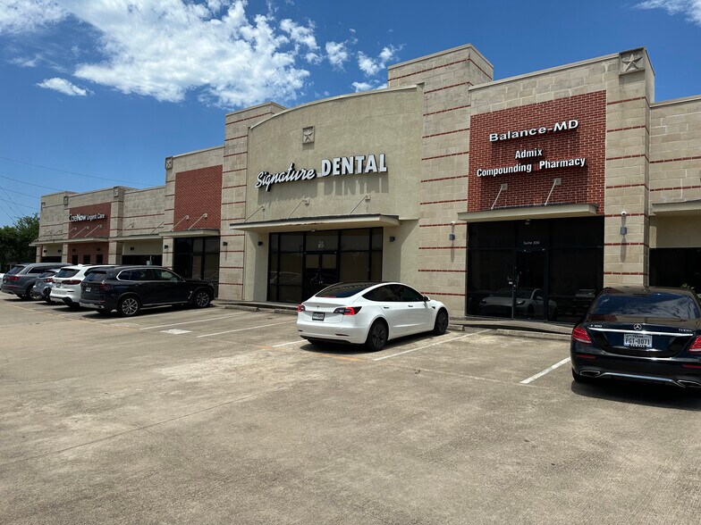 1403 Highway 6, Sugar Land, TX à louer - Photo de l’immeuble – Image 3 sur 30