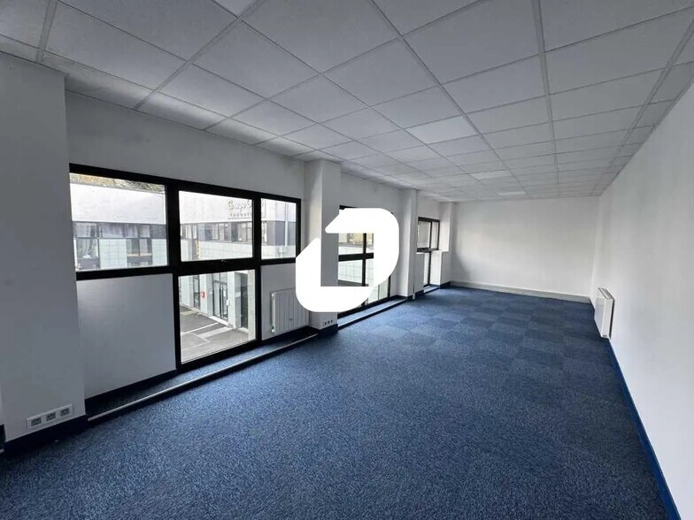 37 Rue De Fontenay, Bagneux à louer - Photo de l’immeuble – Image 2 sur 10