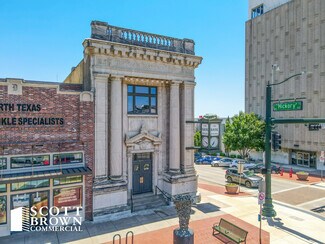 Plus de détails pour 100 N Locust St, Denton, TX - Bureau à louer