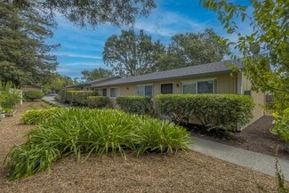 Plus de détails pour 8585 Old Redwood Hwy, Windsor, CA - Logement à vendre