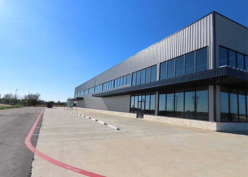 1205 Commerce St, Caldwell, TX à vendre - Photo principale – Image 1 sur 10