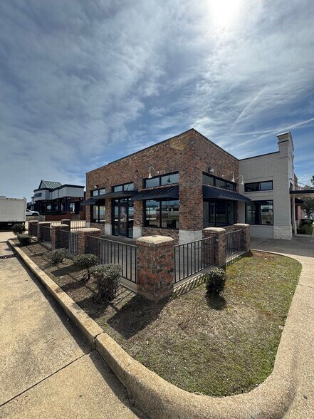 720 W Southwest Loop 323, Tyler, TX à louer - Photo de l’immeuble – Image 3 sur 5