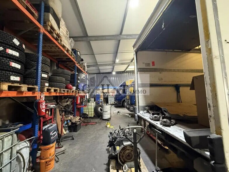Industriel/Logistique dans Goussainville à vendre - Photo de l’immeuble – Image 3 sur 6