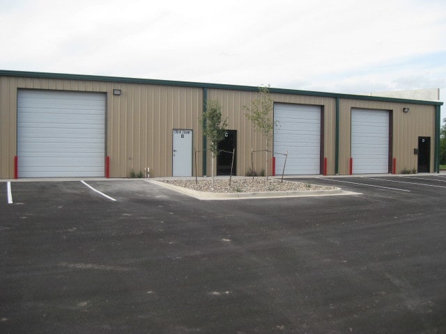 1718 N Closner Blvd, Edinburg, TX à louer Photo principale– Image 1 sur 16