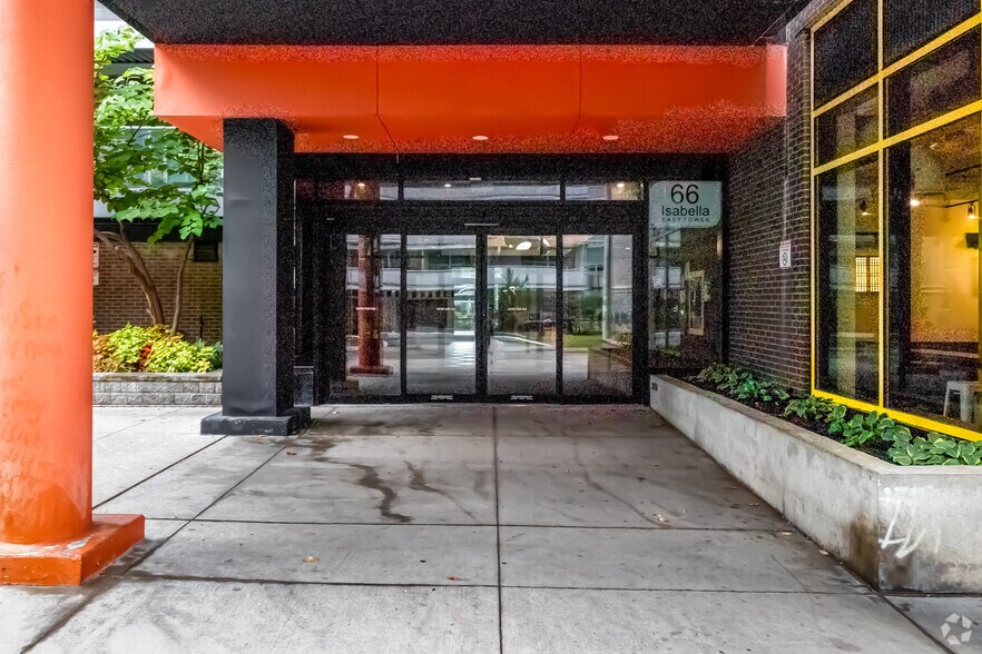 614 Church St, Toronto, ON à louer - Photo de l’immeuble – Image 2 sur 36