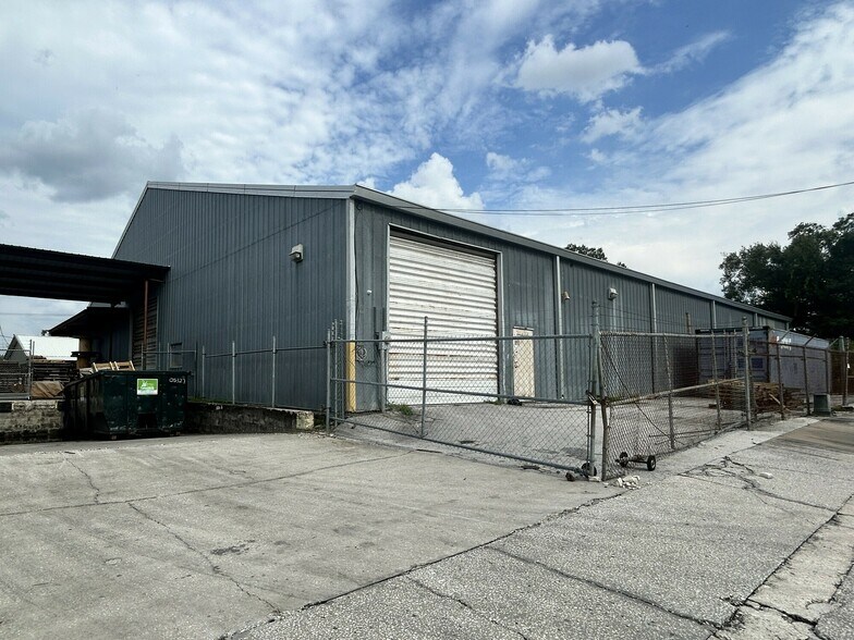 515 Mabel Ave, Lakeland, FL à louer - Photo de l’immeuble – Image 2 sur 4