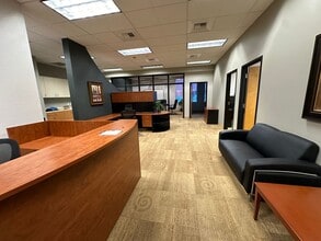 7000 Smoke Ranch Rd, Las Vegas, NV à louer Photo intérieure– Image 1 sur 12