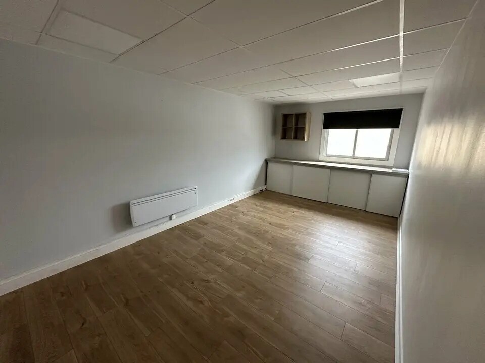 Bureau dans Champigny-sur-Marne à louer Photo de l’immeuble– Image 1 sur 6