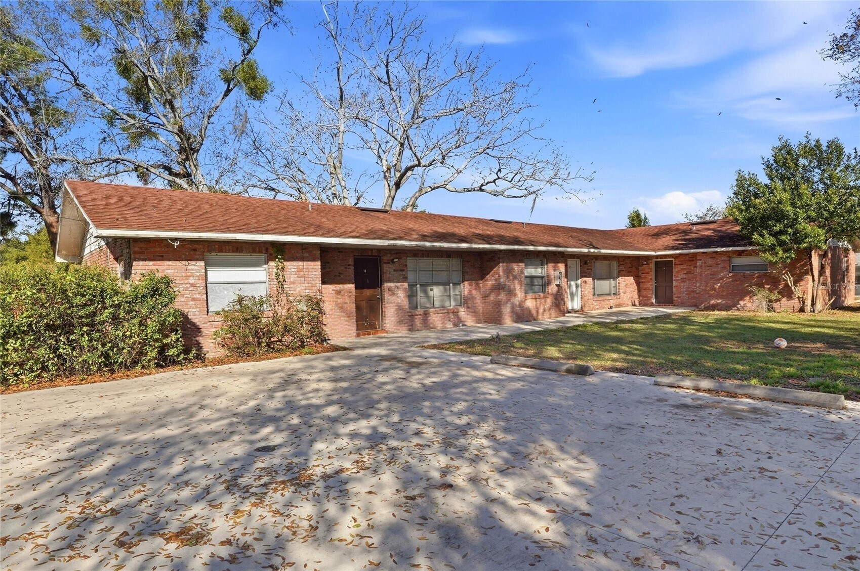 2300 W Cannon Ter NW, Winter Haven, FL à vendre Photo principale– Image 1 sur 55