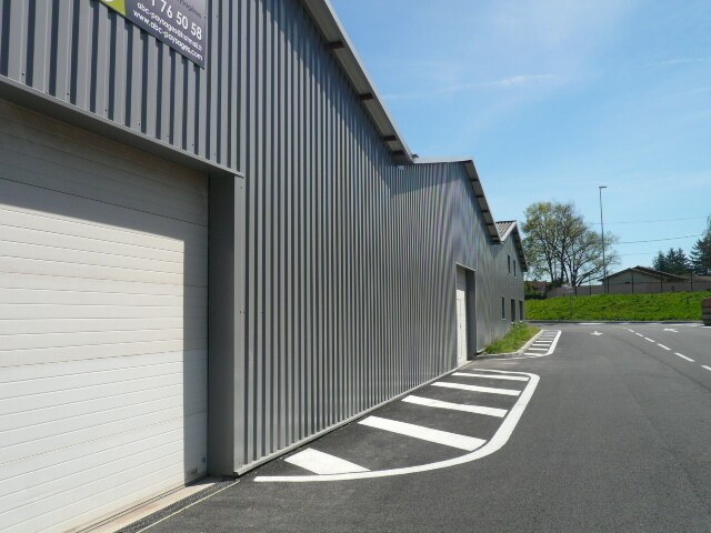 Industriel/Logistique dans Craponne à louer - Photo de l’immeuble – Image 3 sur 5