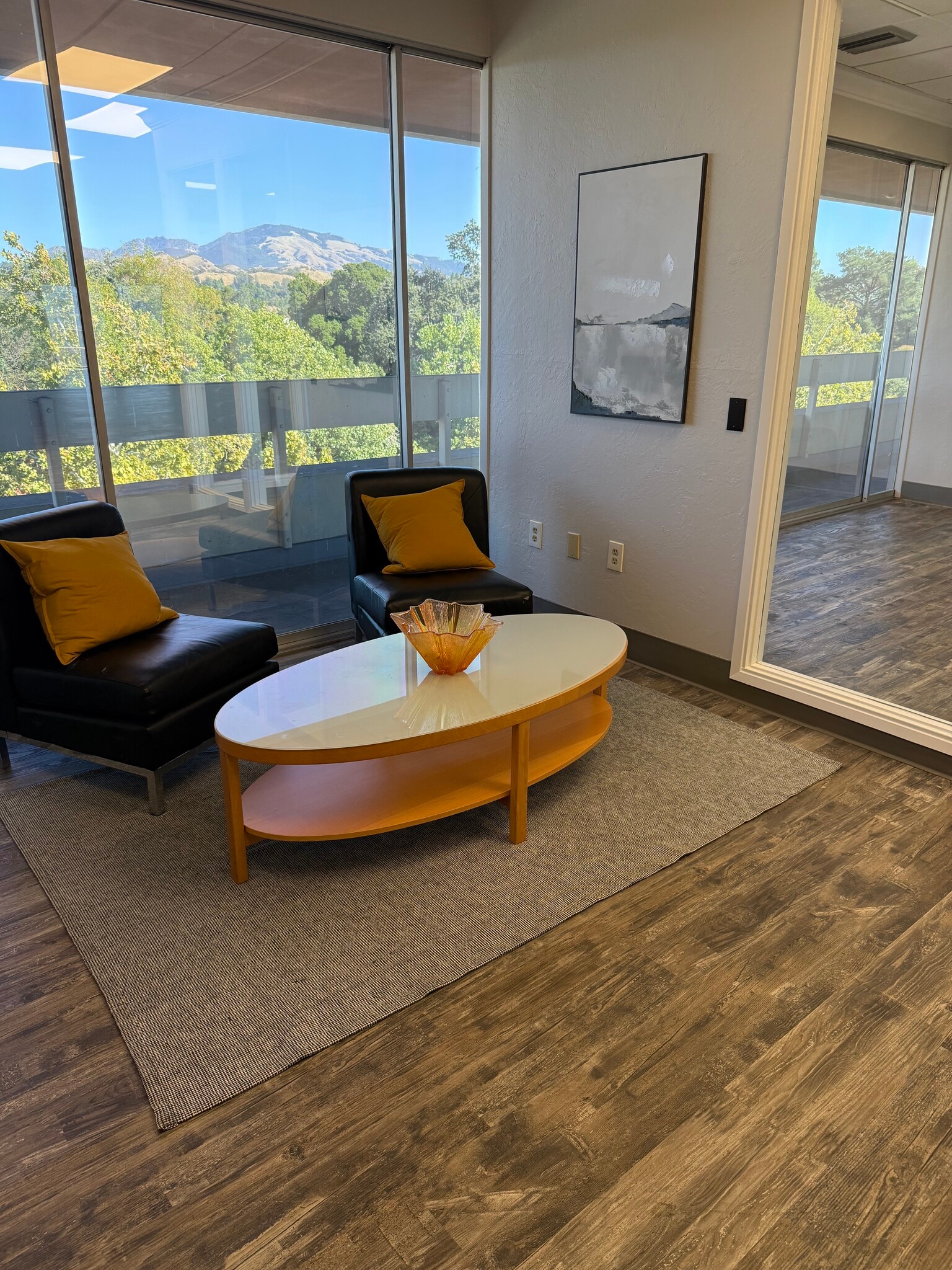 1475 N Broadway, Walnut Creek, CA à louer Photo intérieure– Image 1 sur 19