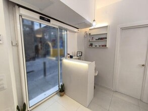 Local commercial dans Barcelone, Barcelona à louer Photo intérieure– Image 1 sur 14