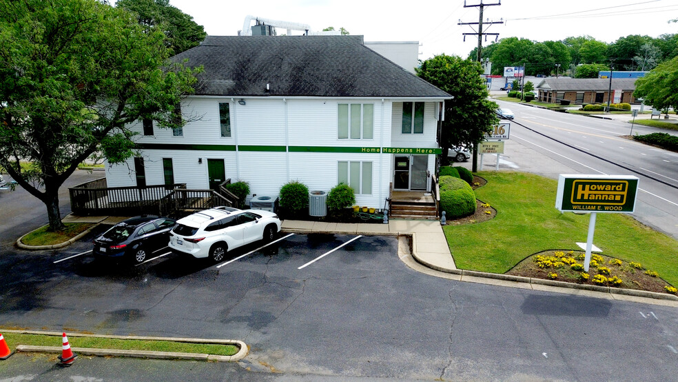 1208 E Little Creek Rd, Norfolk, VA à louer - Photo de l’immeuble – Image 2 sur 6