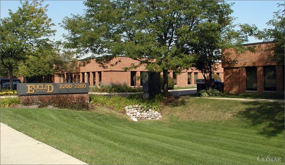 2280 Hicks Rd, Rolling Meadows, IL à louer - Photo de l’immeuble – Image 1 sur 5