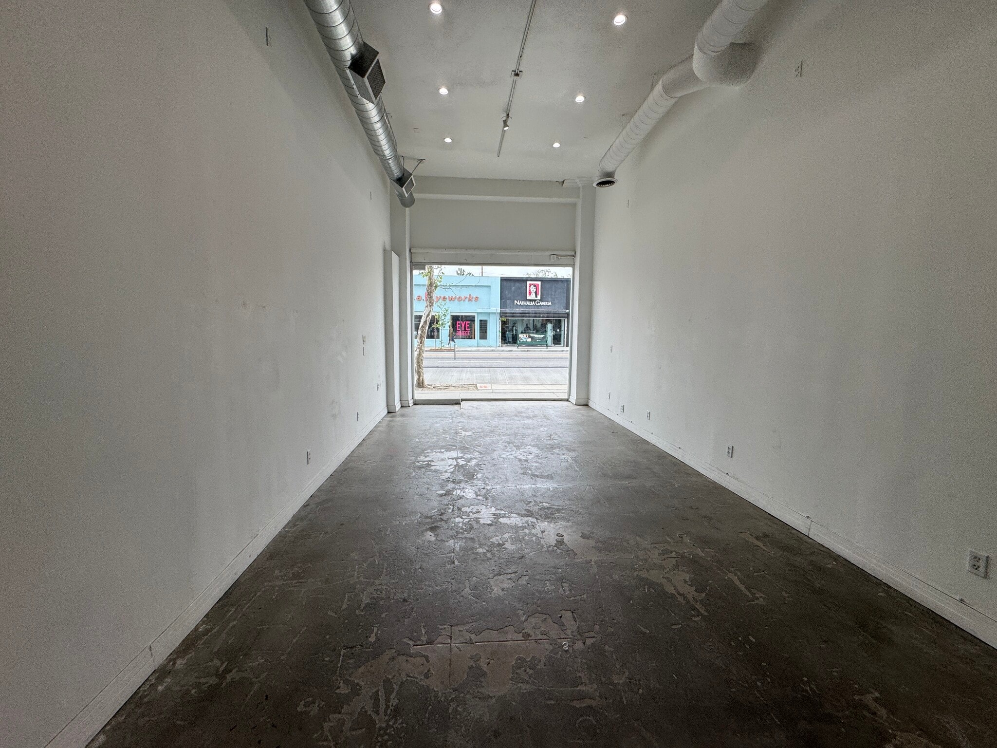 7406 Melrose Ave, Los Angeles, CA à louer Photo de l’immeuble– Image 1 sur 8