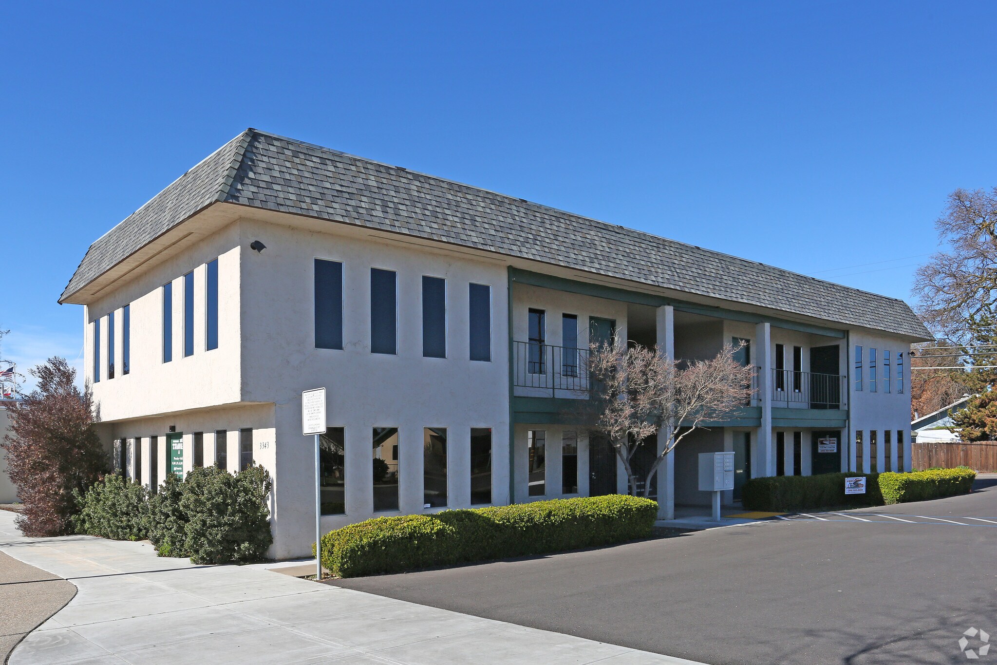 3343 Santa Fe St, Riverbank, CA à louer Photo principale– Image 1 sur 14