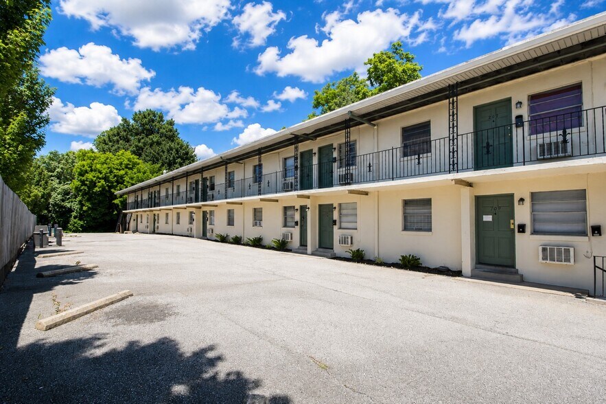 1122 Garvin Pl, Louisville, KY à vendre - Photo de l’immeuble – Image 1 sur 11