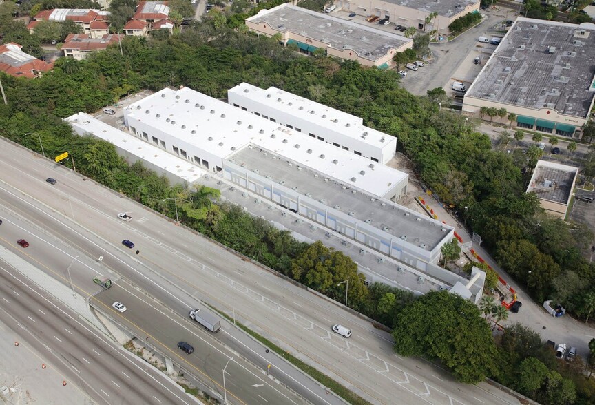 2021 W State Road 84, Fort Lauderdale, FL à louer - Photo de l’immeuble – Image 2 sur 6