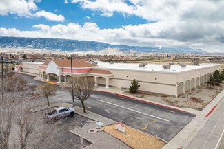 Plus de détails pour 710 W Tehachapi Blvd, Tehachapi, CA - Industriel/Logistique à louer