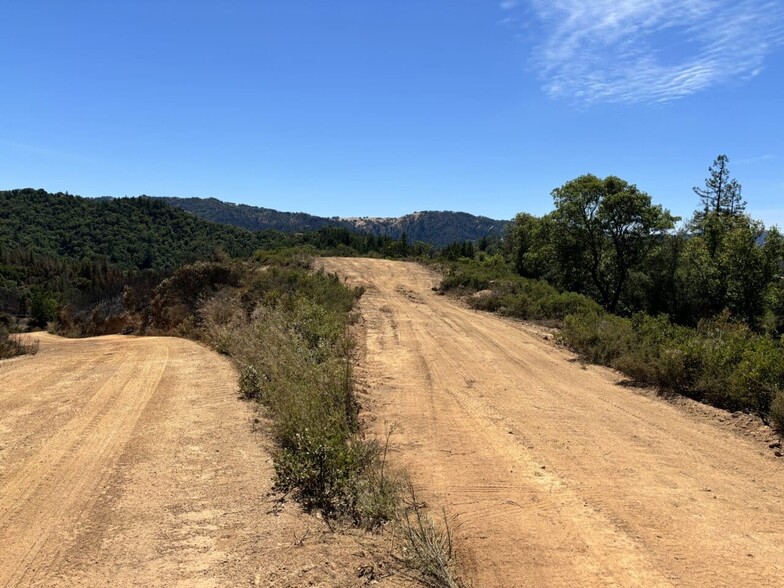 4901 Stewarts Point Skaggs Springs Road, Geyserville, CA à vendre - Photo de l’immeuble – Image 2 sur 9